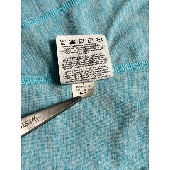 Nike Running Shirt Womens Small Blue Dri-Fit Element 1/2 Zip Thumb Holes - Picture 4 of 6